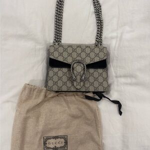 Gucci GG Supreme Monogram Mini Dionysus Shoulder Bag Black